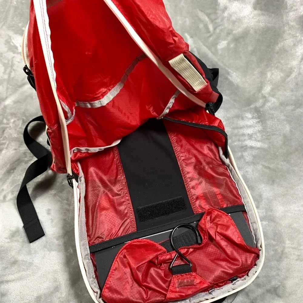 Timbuk2 Backpack Red Especial Raider Mission Cycling Lightweight Travel Commuter